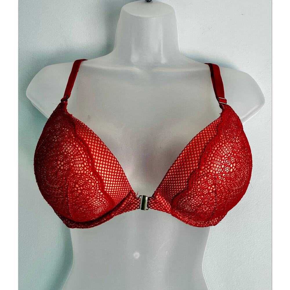 Victoria's Secret Bombshell Bra Miraculous Red Lace 36C Push Up Padded